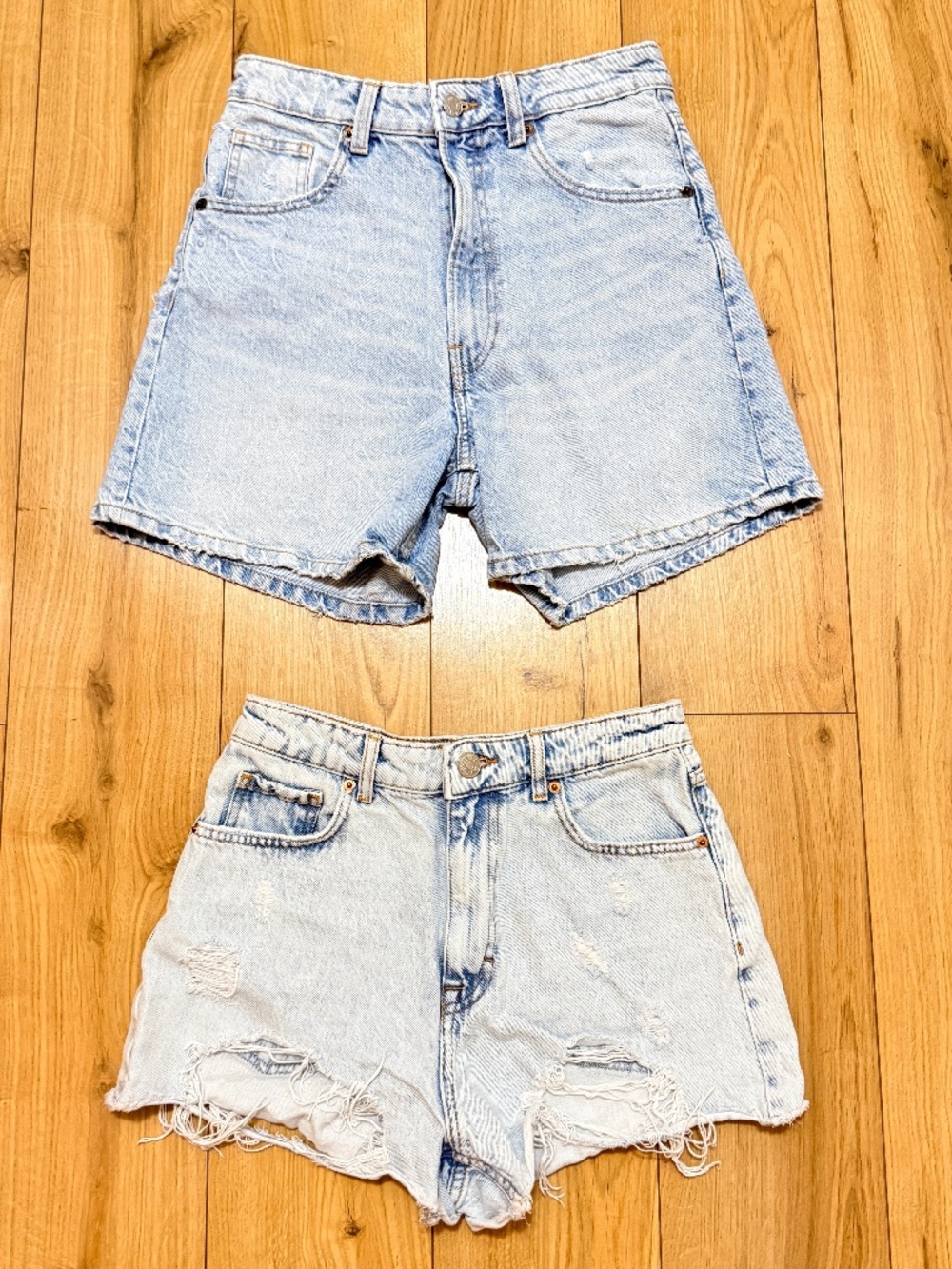 ZARA - Pair (2) x High waisted jean shorts size 4